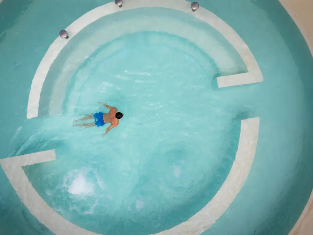 THEIA FULL EXPERIENCE – Piscine Termali Theia con Buffet Lunch e massaggio 25′